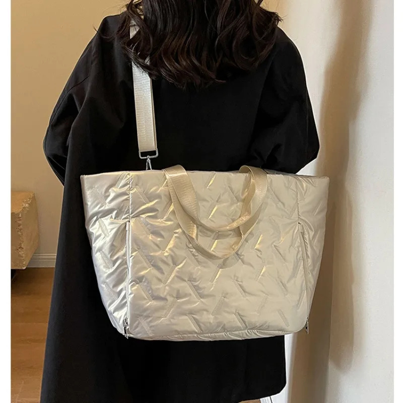 Winter Fashion Large Capacity Down Jacket Handbag Autumn Winter Fashion Beaded Cotton Fashion Handbag 241205