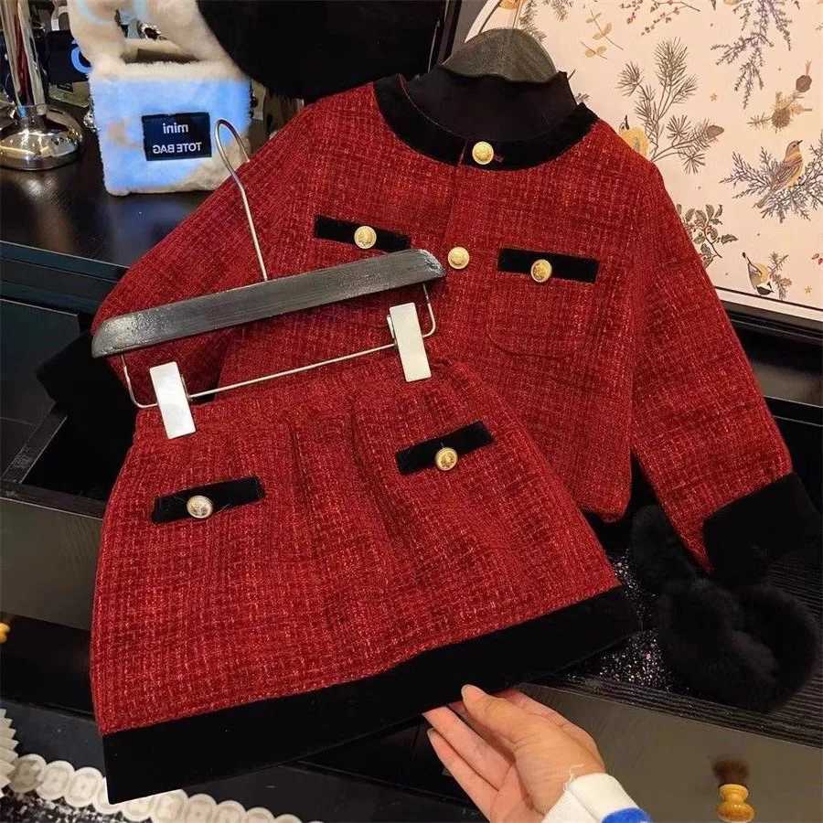 1-8Y Girls Winter New Year Clothing Set Cotton Mat Exquisite Button Childrens Girls Coat A-line Splicing Childrens Girls Skiing Clothes W241213