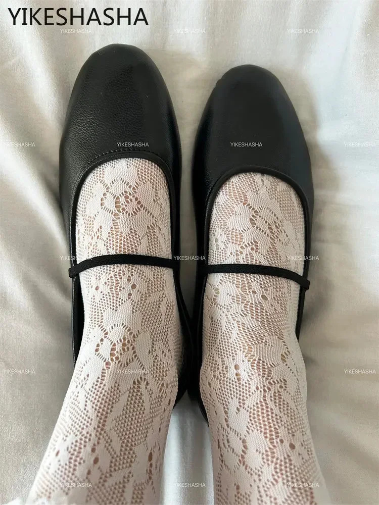 2024 Womens Flat Shoes Fashion Shallow Smooth Womens Soft Bottom Ballet Shoes Womens Casual er Outdoor Ballet Shoes 241213