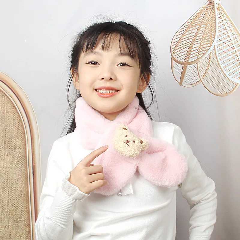 Scarves Wraps Winter Warm Plush Baby Scarf Cute Caroon Bears Boy Girl Newborn Toddler Faux Fur Children Cross Neckerchief Shawls H241213Y5PV