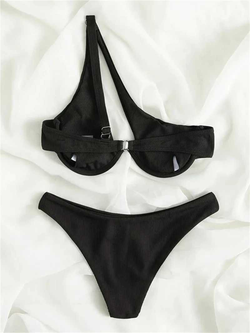 Sexy One Shoulder Bikini Set 2024 Women Red Black Push Up Underwire Micro Swimsuit Brazilian Cut Out Bathing Suit Thong SwimwearXJ241212