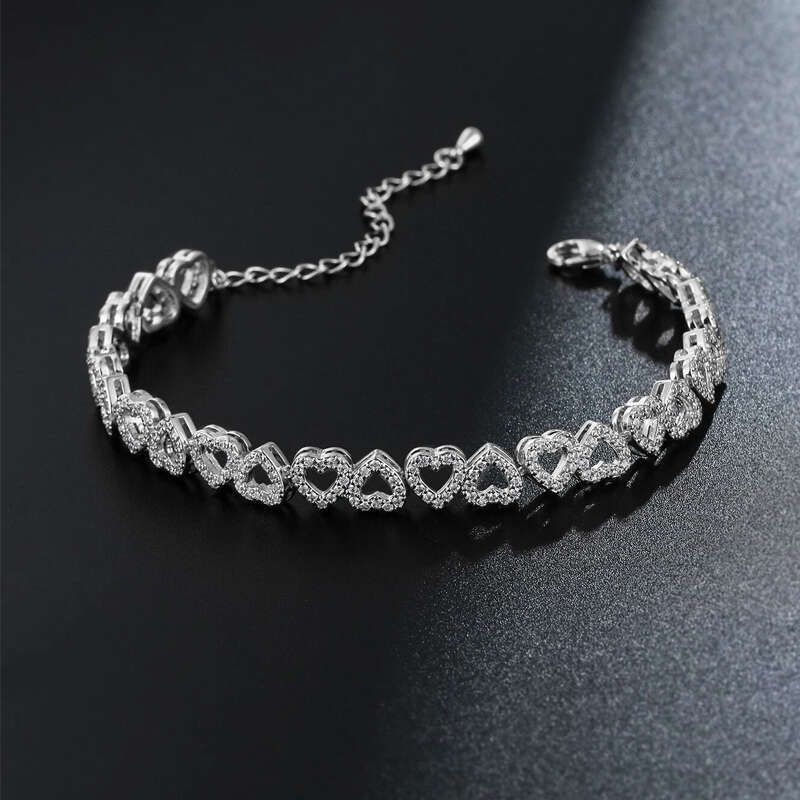 Brand Gold or Sier Color Plated Shiny Cubic Zirconia Heart Bracelets for Women Girls Moms Gifts