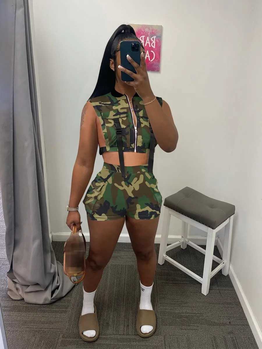 Women's Two Piece Pants LW Camo Print Buckle Design Side Pocket Y2k Shorts Set Zipper Up Slveless Crew Neck Top Matching Casual Bottoms Stylish 2