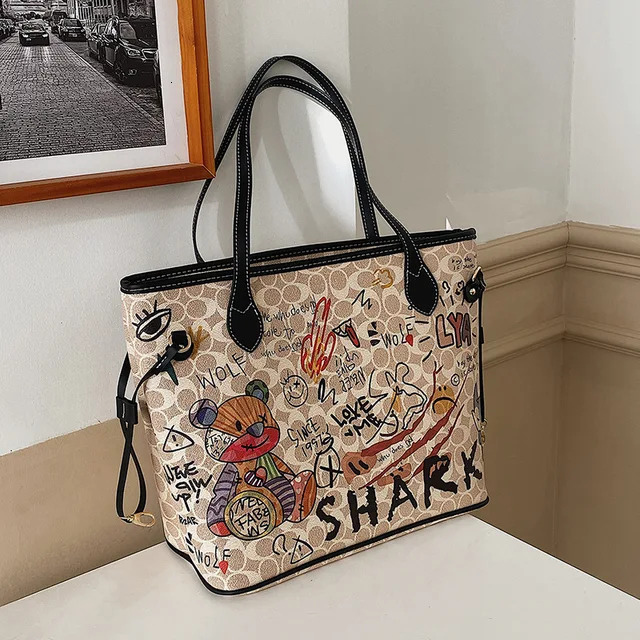 Fashion Printed Women's Bucket Bear Pattern Graffiti Tote Designer Handbag Large-Capacity Shopping Shoulder Bag PU Casual