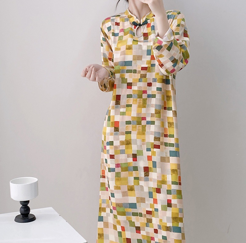 G771 Retro long-sleeved new Chinese style green national style rayon improved cheongsam skirt protein cotton silk large size dress nightgown