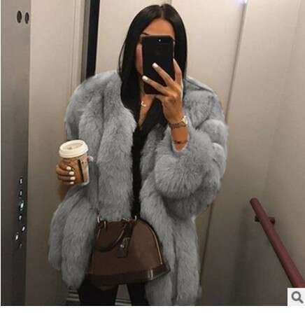 European American Winter Warm And Casual Sexy Solid Color Round Neck Slimming Cardigan Long Sleeved Plush Temperament Women's Jacket Fashionable 
