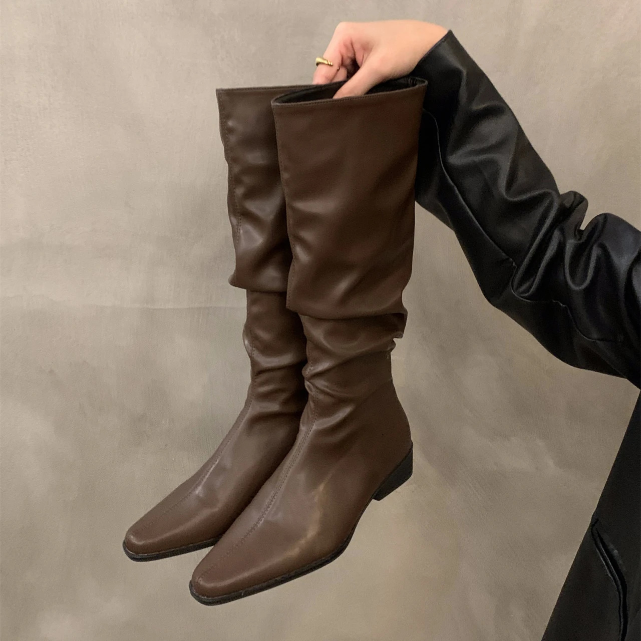 Women Knee High Boots Autumn Winter Female Shoes Fashion Female Slip-on Folds Low Heel Round Toe Flat Long Boots Womens Boots 241213