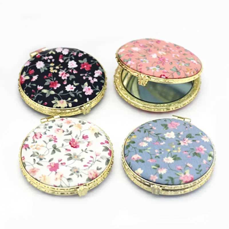 Pocket Floral Mirror Mini Makeup Compact Portable Two-side Folding Make Up Mirror Women Vintage Cosmetic Make Up For GiftXJ241213
