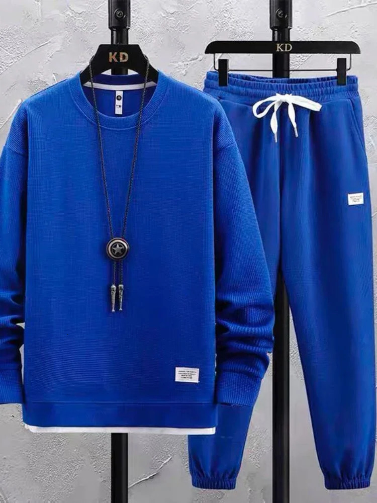 2024 autumn sportswear mens highquality round neck long sleevedmens set fashionable track and field clothing 241211