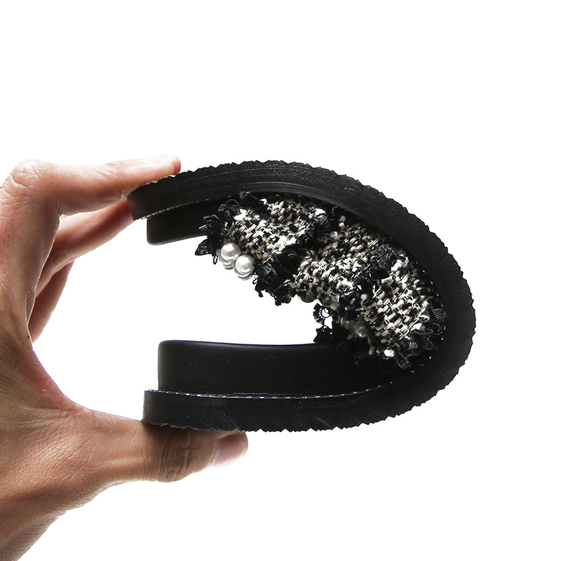 Korean version of fashion NEW women 2025 summer new pearl sequin braided flip-ps wear large size slippers 33-43