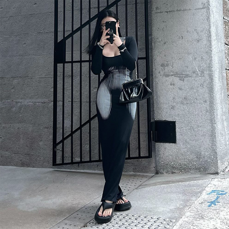 Bestselling New Product Women's Outdoor Long Skirt Designer Square Collar Long Sleeve Slimming Hip Wrapping Skirt French Long Dress