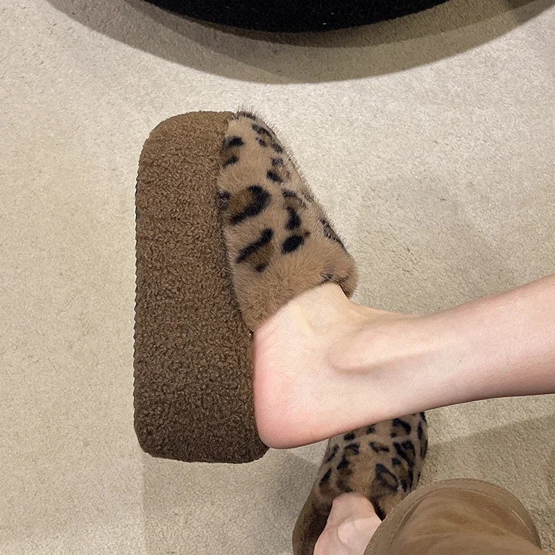 Women Fur Platform Slides Leopard Print Thick Women Shoes Slippers Winter Trend Plush Warm Outdoor Flip Flop Snow Womens Boots 241213