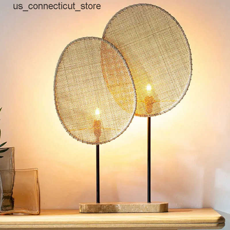 Floor Lamps Rattan Weaving Floor Lamp Southeast Asian Style For Living Room Bedroom Office Hotel Standing Lighting Fixtures Wood E27 L240910
