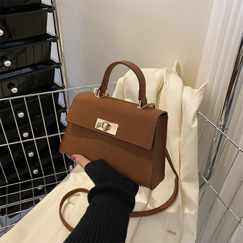 2025 Designer Free designer 3 shipping bags for womens black brown Fashion shoulder crossbody bag, hand-held small square bag ,