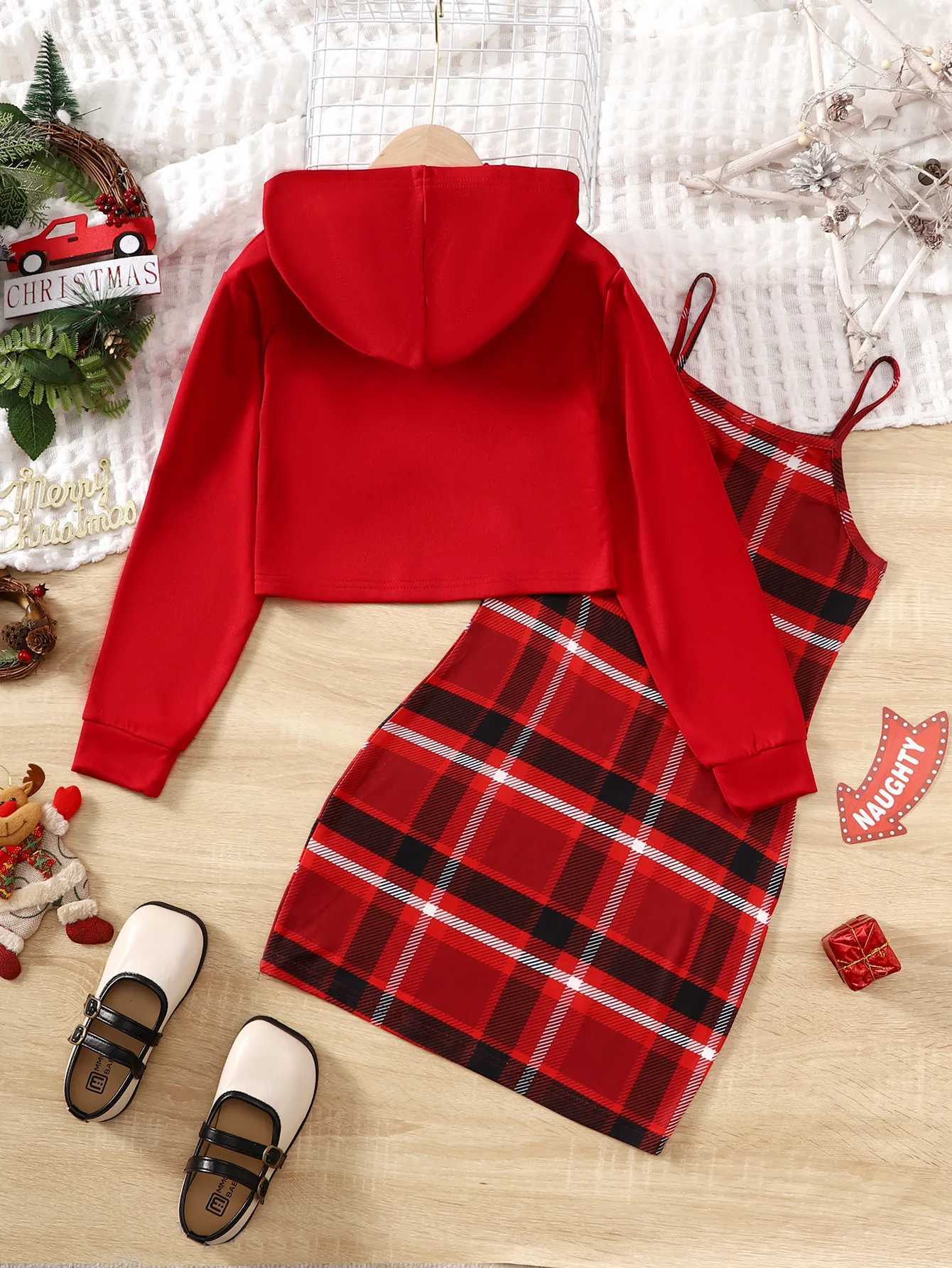 Girl Spring and Autumn Letter Pattern Short Hoodie+Checkered Hanging Dress Set Two Sets Suitable for Children Aged 8-14 W241213