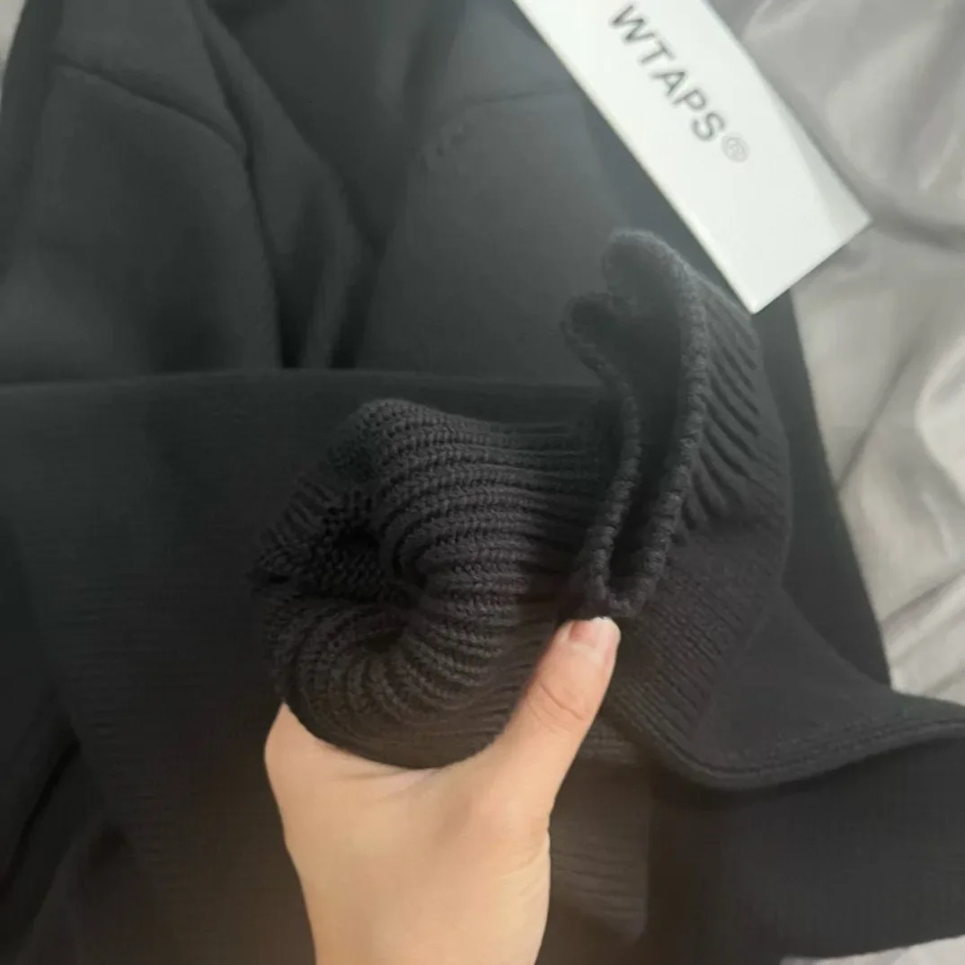 Trendy Japanese Style WTAPS Knitted Sweater With Ribbed Pattern And Jacquard AutumnWinter Crew Neck Top For Men Women 241213