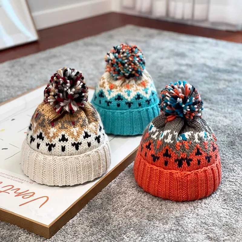2024 Cute Print Embroidery Beanies Hats for Women Men Winter Wool Warm Fur Pompom Baggy Knit Hat Bonnet CapsXJ241213