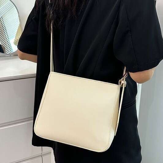 Cross Border Retro Casual Shoulder For Women, New Autumn Fashion Bucket Bag, Niche Trend Commuting Crossbody Bag