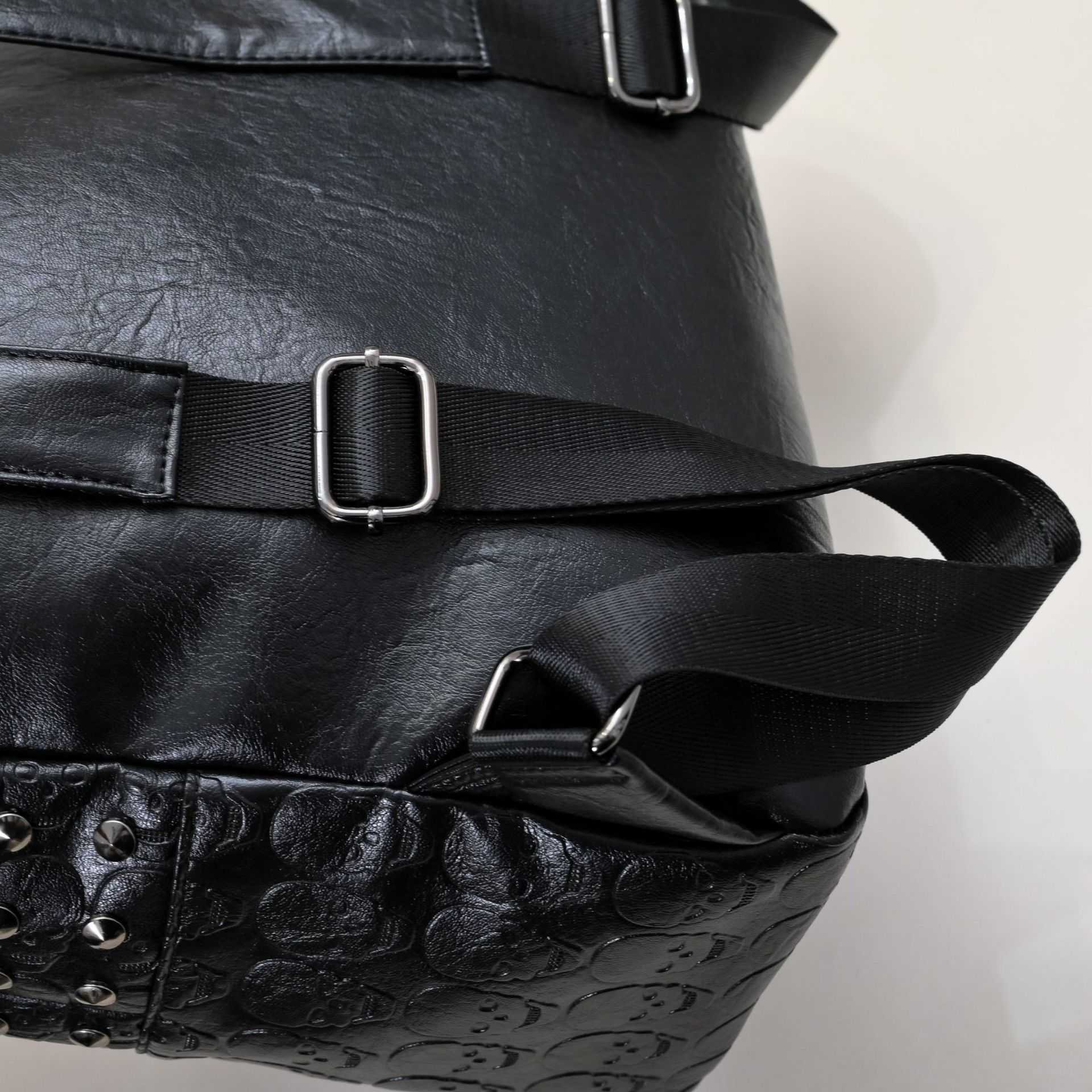 Fashion Trend Backpack Riveted Edition British Style PU Leather Campus High School Student Leather Bag Backpack 241215