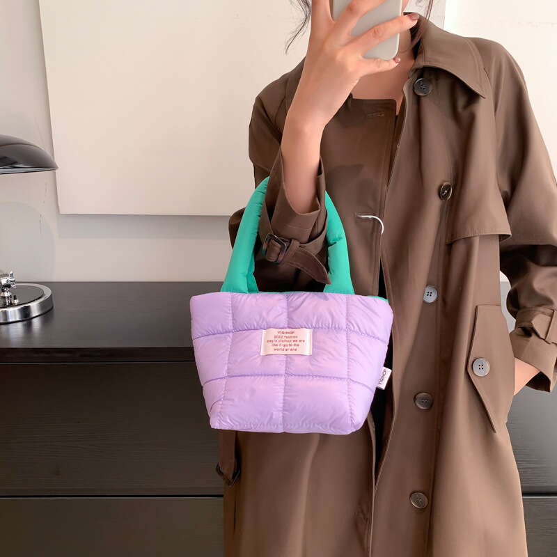 Internet celebrity hot autumn and winter space cotton bag, women's style fresh candy color handle bucket bag wholesale 2024 new casual fashion tr