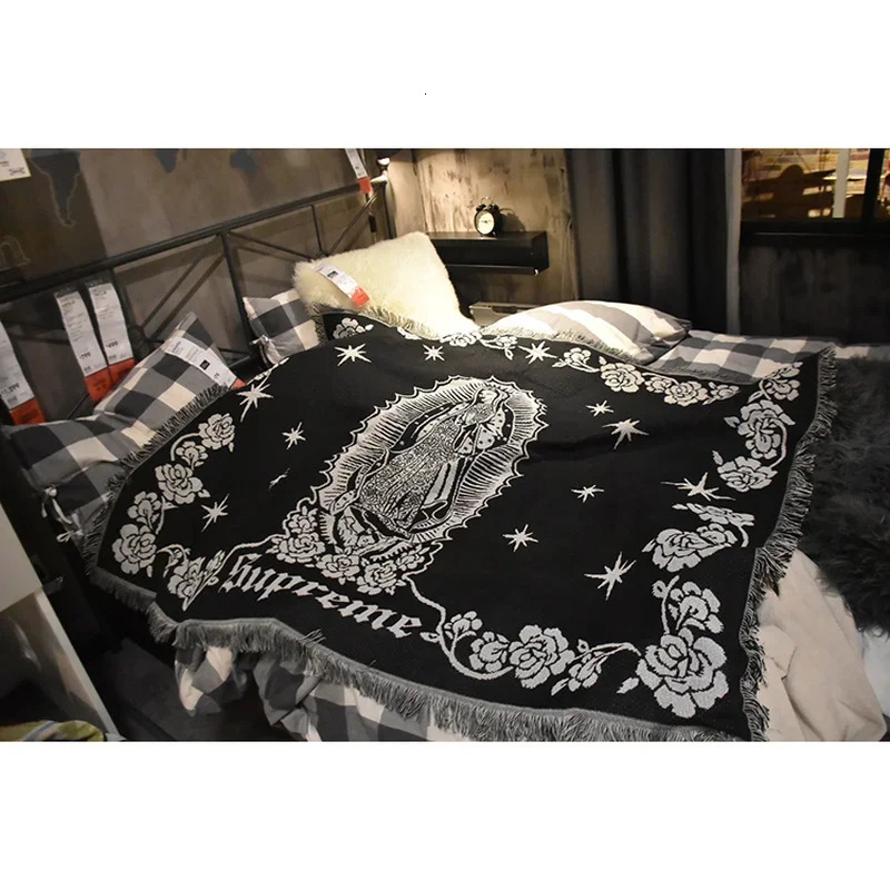 American Marias Virgin Mary Tapestry Street Trend Blanket Camping Sofa Ornaments Premium Quality 241213