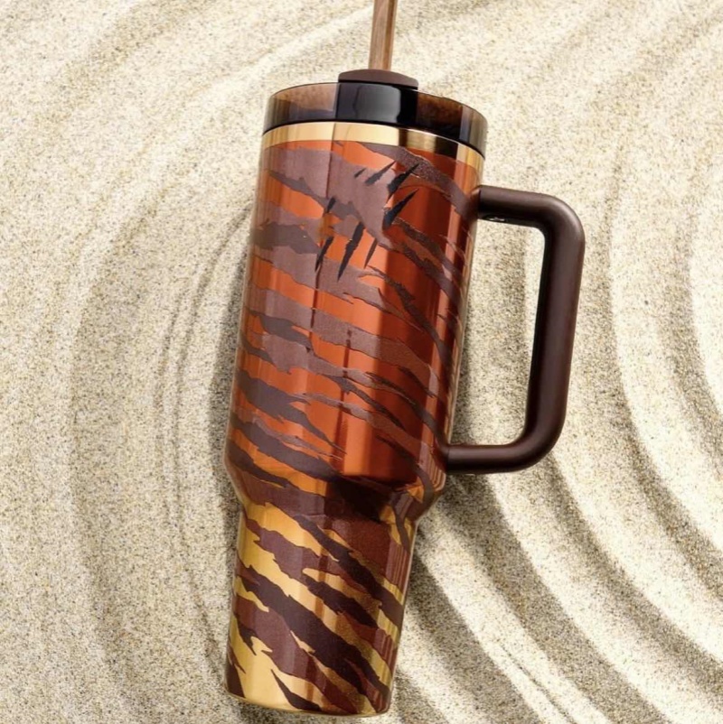 Ship From USA New Tyla Tyger 40oz Cups Stainless Steel Tumblers With Handle Lid and Straw Travel Car Mugs for Valentine's Day Gift, Water Bottle 