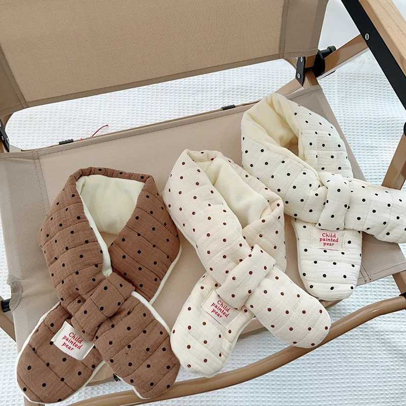 Scarves Wraps Thicken Cotton Baby Scarf Cute Print Children Short Scarves Korean Kids Cross Neckerchief Collar Winter Warm Toddler Neck Covers H241213