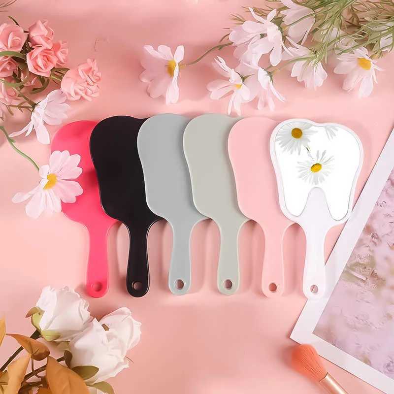 Handheld Makeup Mirror Desktop Cosmetic Mirrors Cute Vanity Mirror Kawaii Cosmetics Tools Decorative Portable Hand MirrorsXJ241213