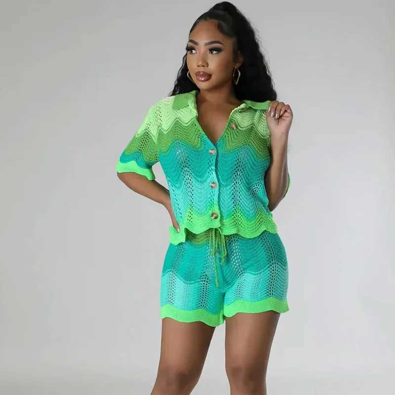 Women's Two Piece Pants Knitted Striped Crochet Set Women 2 Pieces Vacation Hollow Out Single-breasted Knit Top and Shorts Sets Women 2 Piece Out