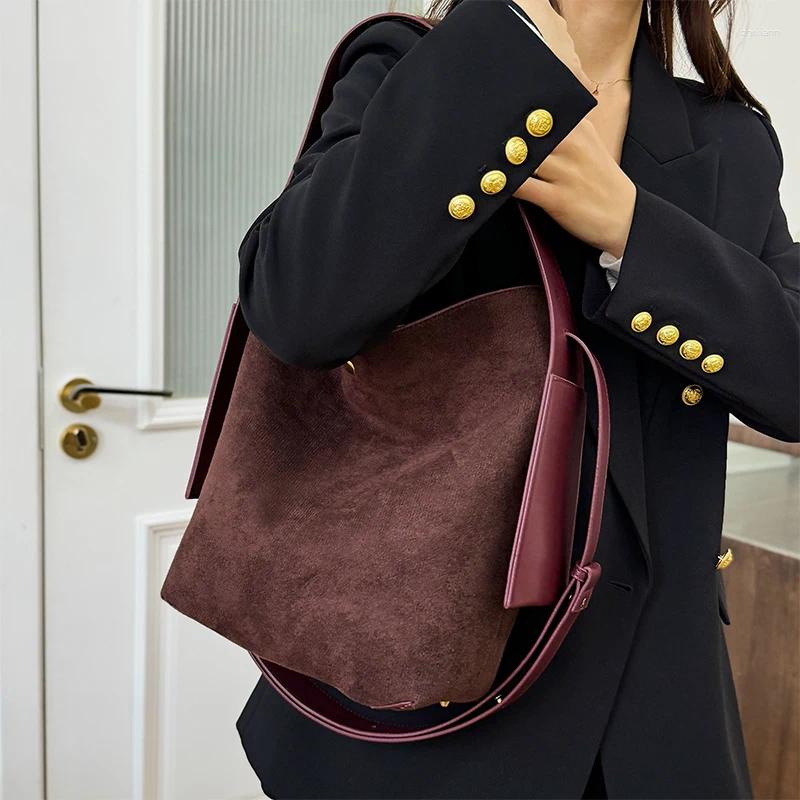 Totes Brushed Leather Bucket Bag For Women Large Capacity Buckle Shoulder Ladies Fall Trend Suede Tote Commuter Armpit zhanyishengli