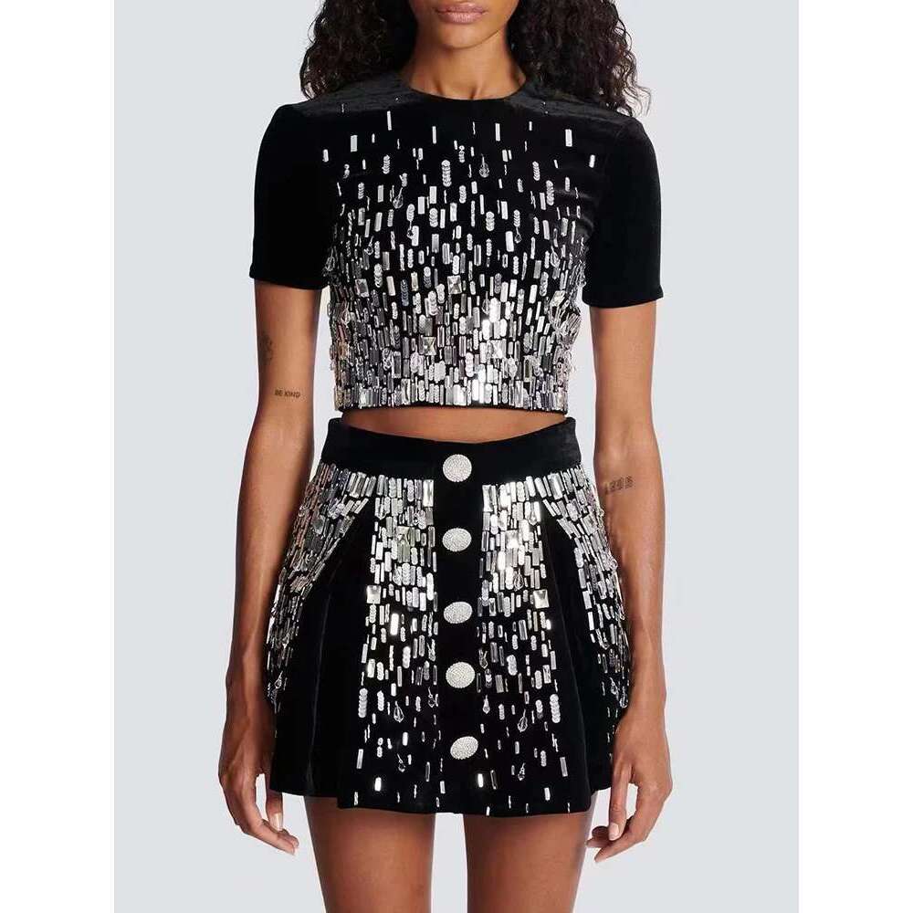 Ladies Suits TOP QUALITY Newest Designer Suit Women's Short Sleeve Stunning Beaded Veet Cropped Tops Mini Skirt Set 2Pcs