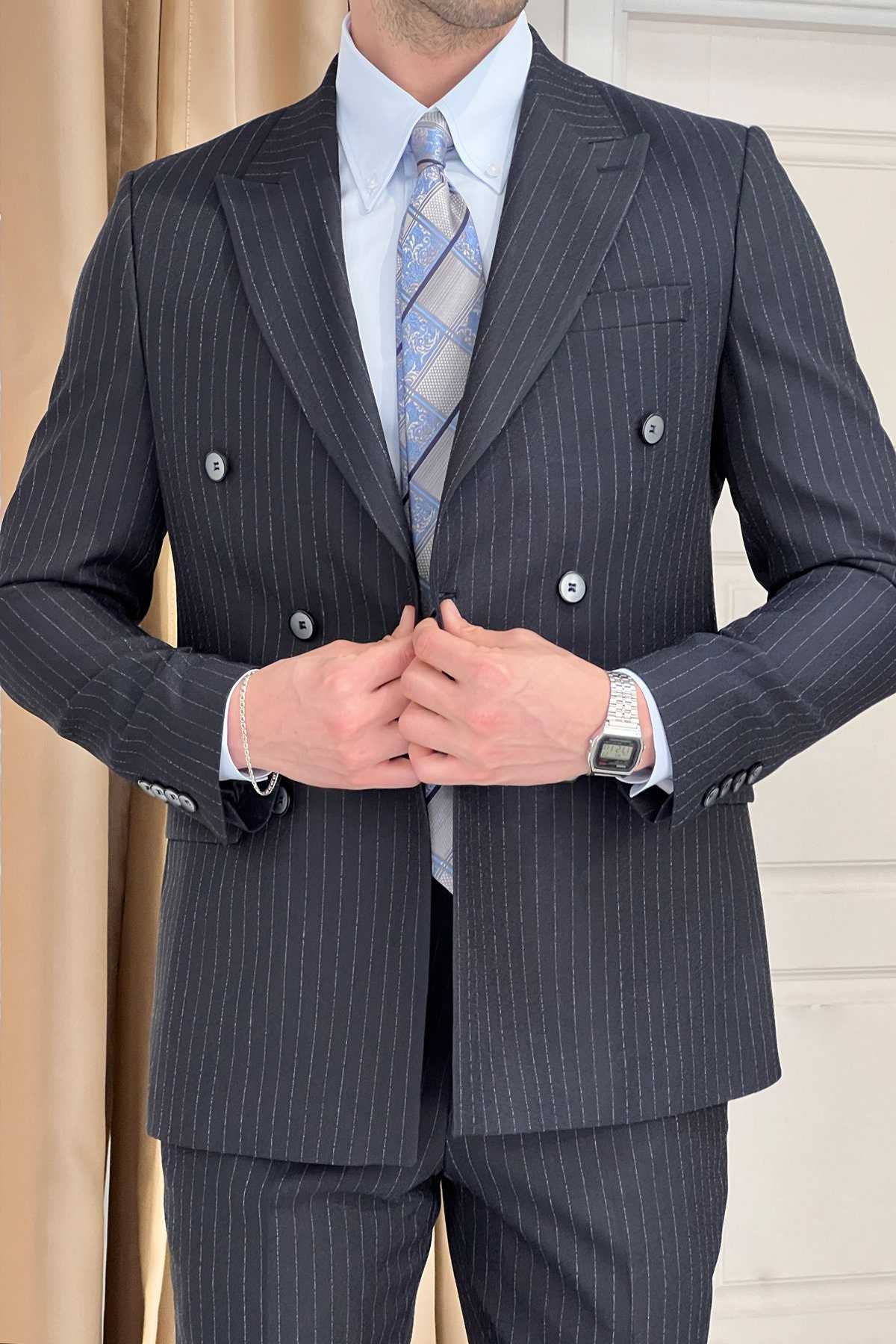 Handsome New Fashion 3-Pieces Wedding Tuxedos Men Suits Peaked Lapel Jacket Two Button Single Breasted Custom Made Pinstripe Pockets Bridegroom (Coat+