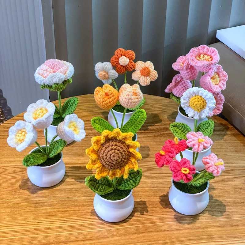 DIY Handwoven Mini Potted Flower Rose Office Desktop Ornamental Potted Plants Woolen Thread Finished Product Home DecorationXJ241212