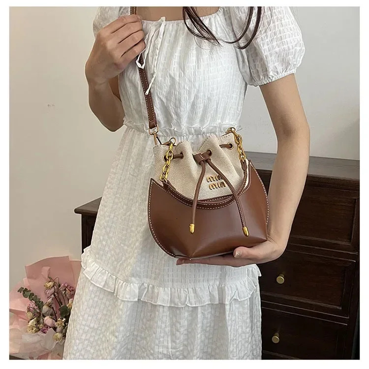 Handheld Bucket For Women New Fashionable Casual Shoulder Korean Version Niche Simple High-End Crossbody Bag Denim Casual