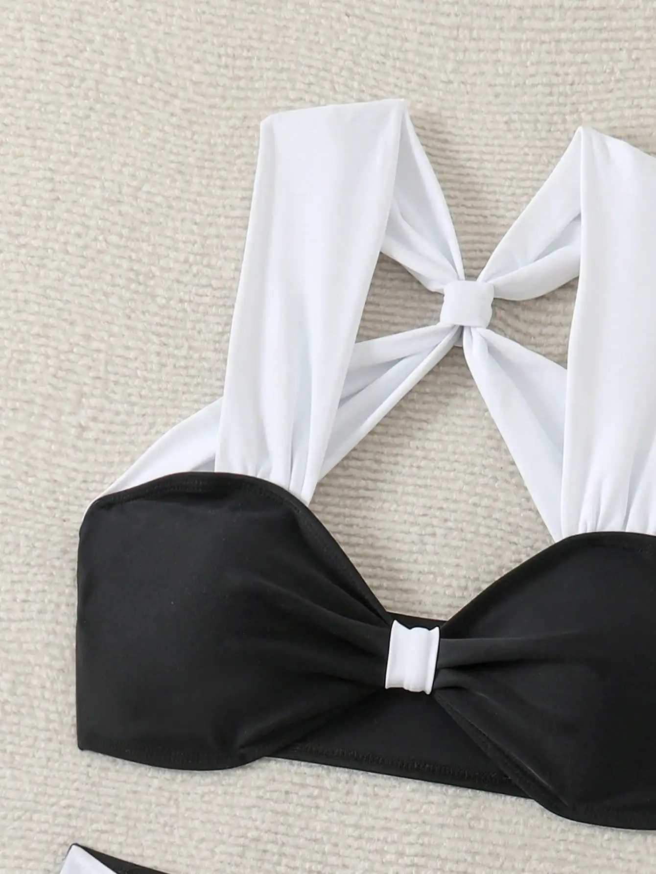 Summer Beach Ladies Black and White Color Matching Sexy ss Cross Bikini Set V-Shaped Swimsuit Bottoms for Swimming PoolsXJ241212