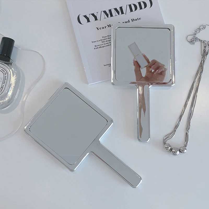 Luxury Handheld Cosmetic Mirror Ins Hand-held Desktop Makeup Metallic Mirror Vintage Beauty Mirrors Home Desk Decor Beaty ToolsXJ241213