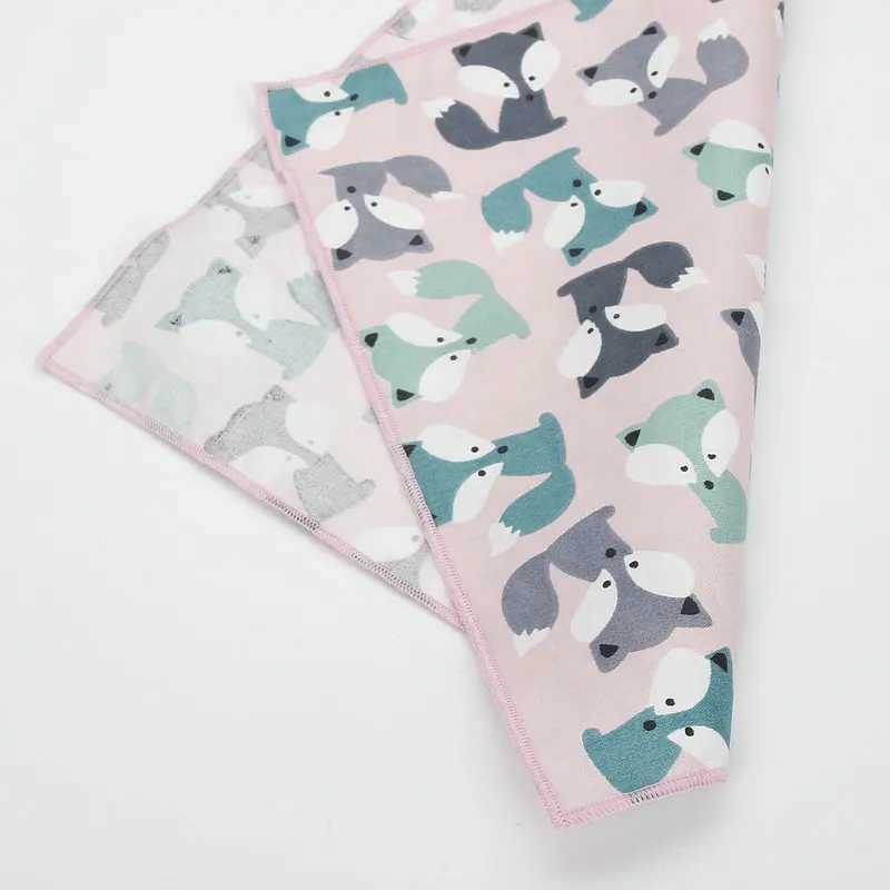 25*25cm Brand New Mens 100% Cotton Animals Handkerchief For Man Star Bear Print Pocket Square Chest Towel Suits Hankies W241213