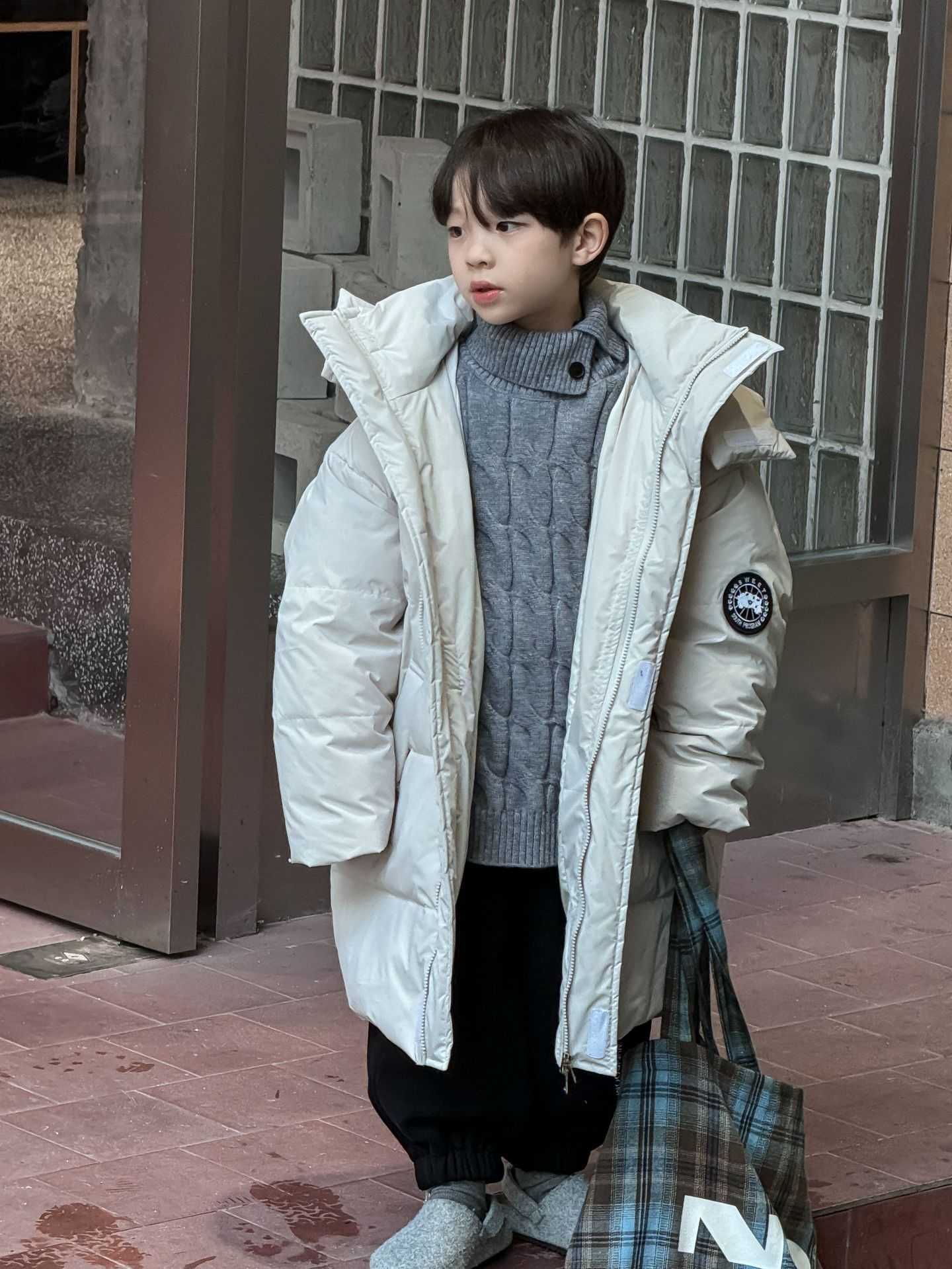 Down Coat Clothing 25 New Winter Children Boys Korean Children's Wear High White Duck Down Parker Windproof Hooded Long Down Jacket Y241213