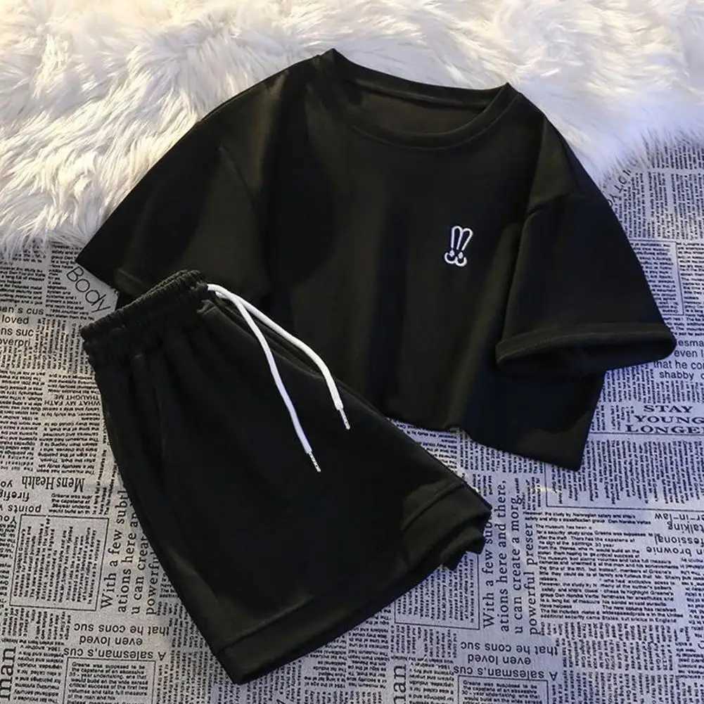 Women's Two Piece Pants Lady Short Pants Set Versatile Womens Tracksuit Set Stylish Round Neck T-shirt Elastic Waist Shorts Suit for Casual Daily