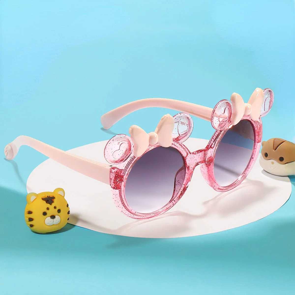 Sunglasses Anime Cartoon Minnie Candy Color Sunglasses Kawaii Minnie Girls Outdoor Sunshades UV Protection Glasses Girl Toy Gift H241213