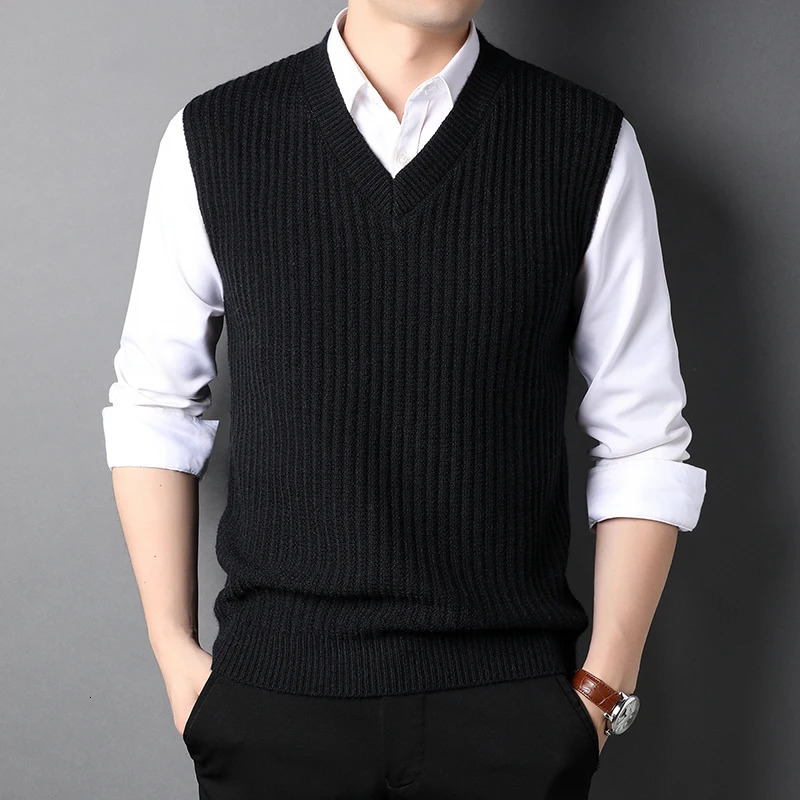 Sweater Vest Men Plus Size S4XL Spring Autumn Oversize Mens Vests Solid Simple Allmatch Vneck Couples Retro Khaki Soft 241213