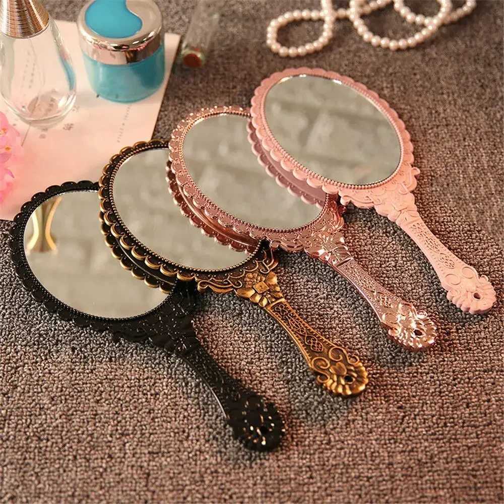 Portable Handheld Makeup Vanity Mirror Retro Carved Makeup Hand Mirror SPA Salon Compact Women Cosmetic MirrorsXJ241213