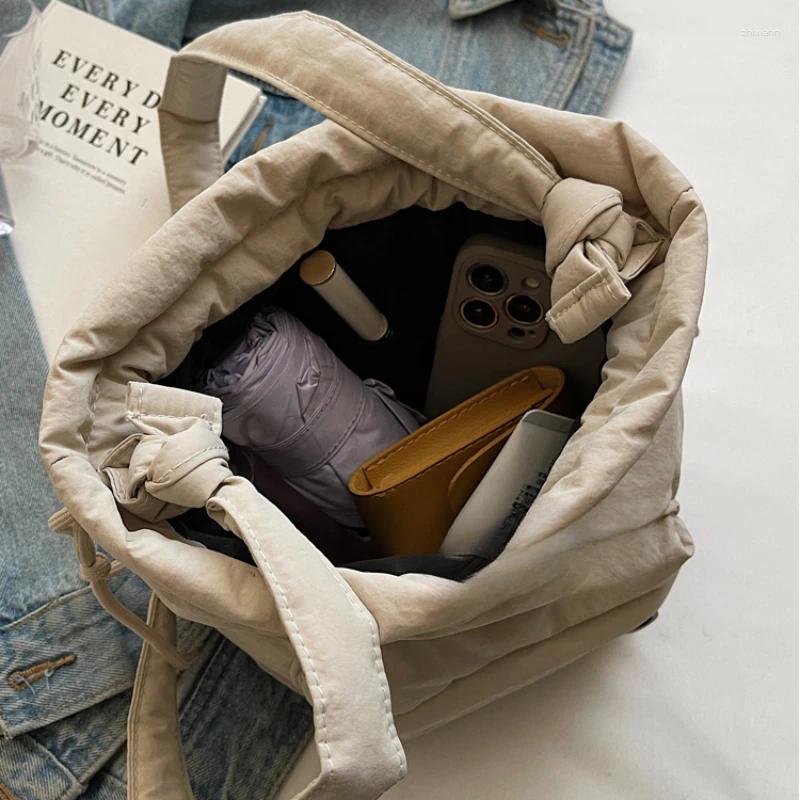 Totes 2024 Red Nylon Women Crossbody Bag Middle Korean Style Drawstring Bucket Casual Light Youth Large Capacity Shoulder