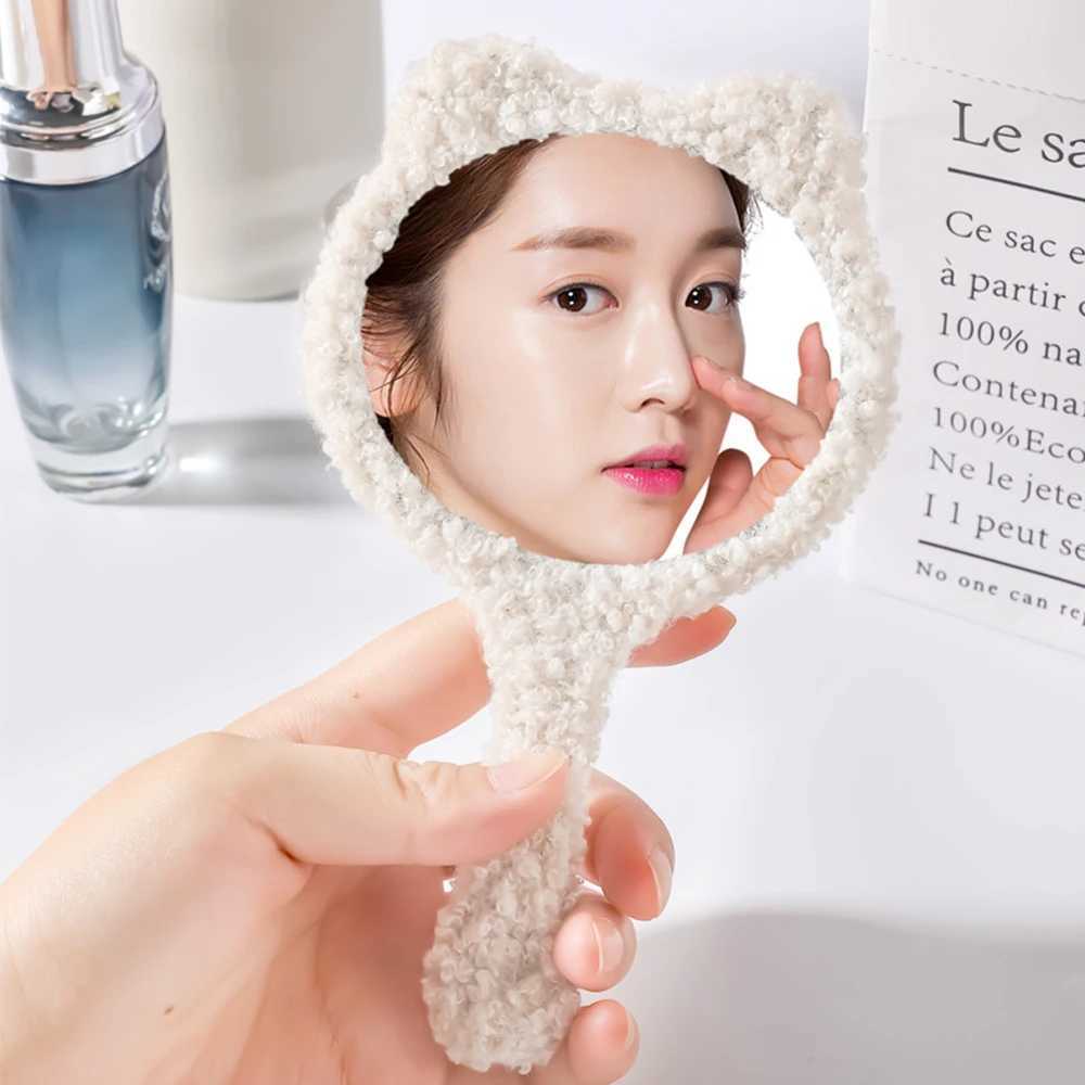 1 Pcs Cute Plush Bear Hand Held Mirror For Makeup 10x17.5cm High-definition Small Portable Handheld Mirror Cosmetic Beauty ToolsXJ241213