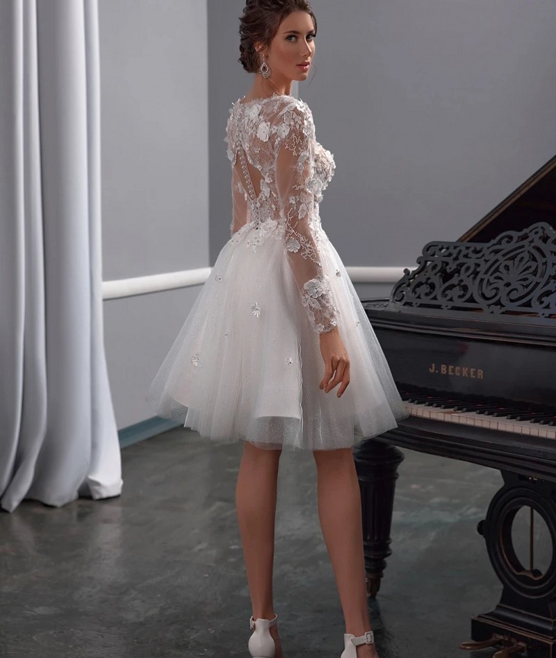 New Arrival Short Wedding Dresses Sheer Neck 3D Flowers Long Sleeve Lace Applique Tulle Illusion Back Bridal Party Gowns Vestido De Novias Robe De Mar