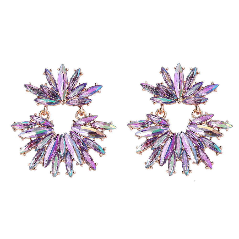 Ins Wind Full Women's Alloy Inlaid Earrings Exaggerated Super Sparkg Water Dia wer Accessories