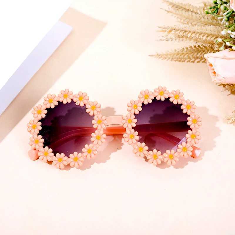 Sunglasses New Sunflower Round Glasses for Children Kids Outdoor Sun Protection Sunglasses Girls Makeup Birthday Party Favors H241213