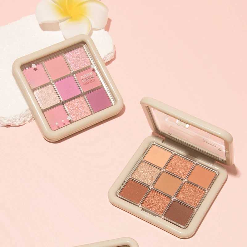 The nine-color eyeshadow palette for makeup featuring glittery matte and pearlescent finishes as well as fine shimmers helps W241213