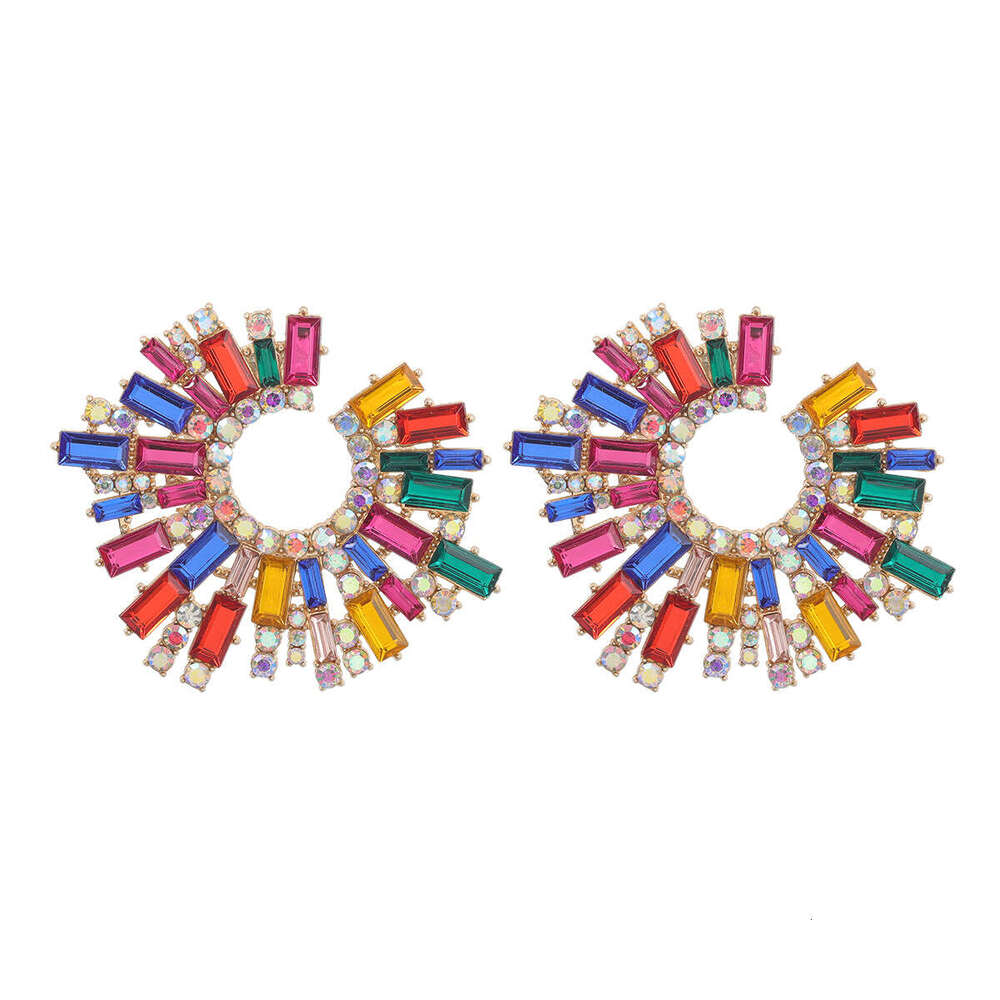 New Alloy Water Dia Suower for Women's Super Sparkg Trendy Dinner Earrings