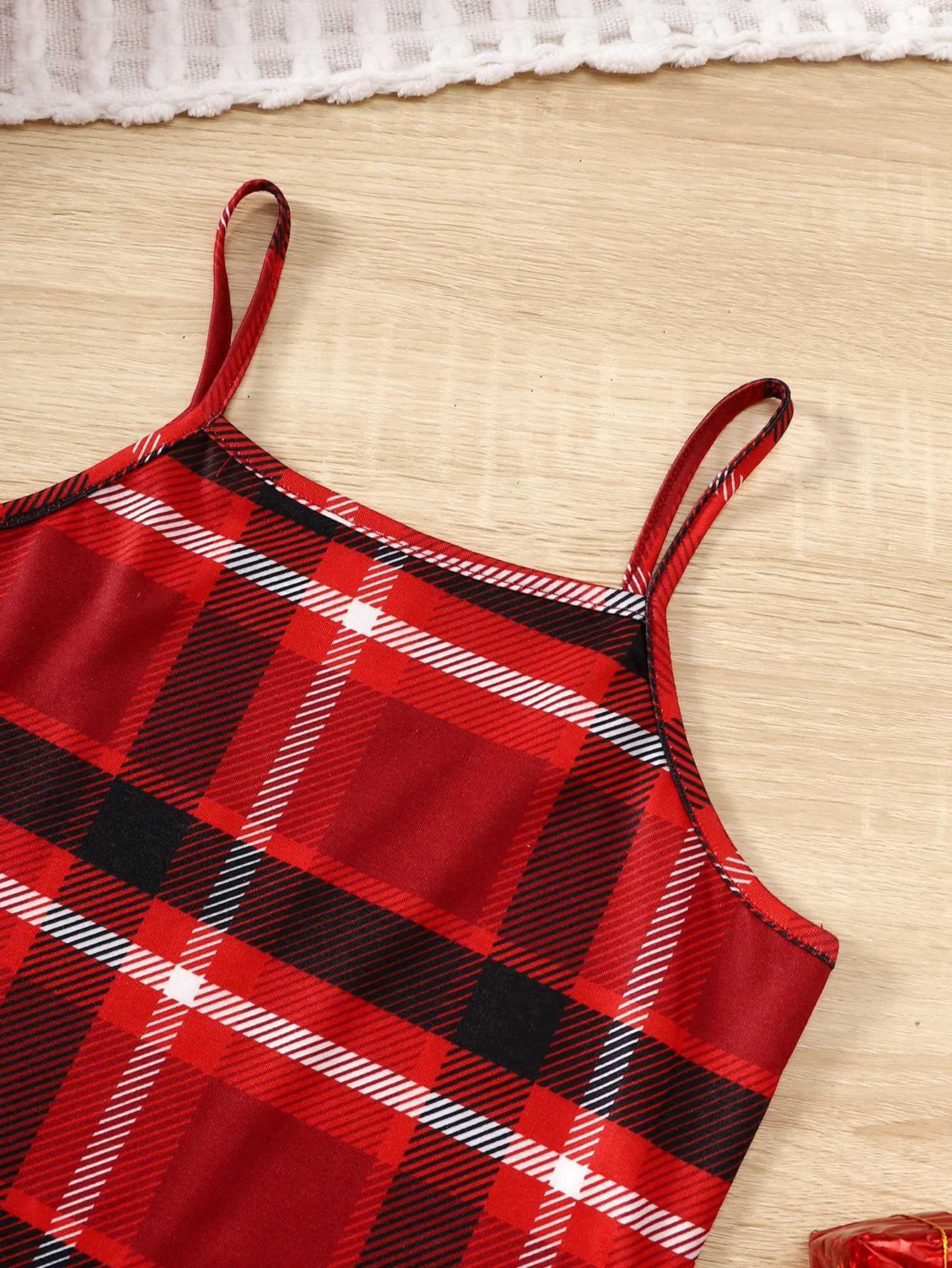 Girl Spring and Autumn Letter Pattern Short Hoodie+Checkered Hanging Dress Set Two Sets Suitable for Children Aged 8-14 W241213
